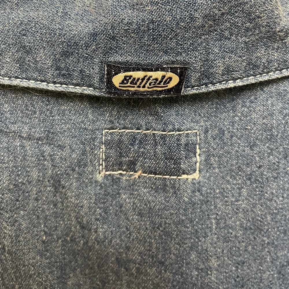 Vintage 1990s David Bitton Blue Denim Sleeveless Button Up Top - Picture 5 of 12